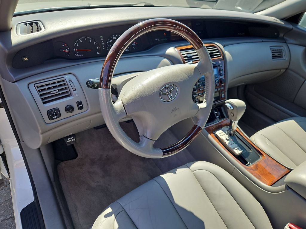Used 2004 Toyota Avalon XLS FWD image 13