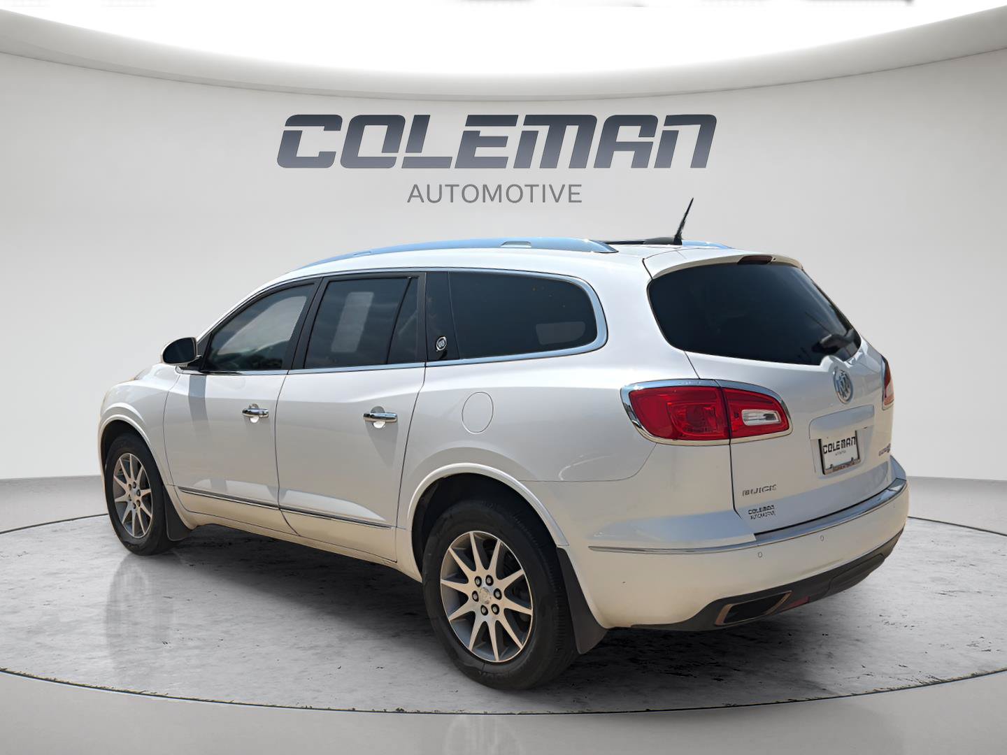 Used 2016 Buick Enclave Leather AWD/4WD image 2