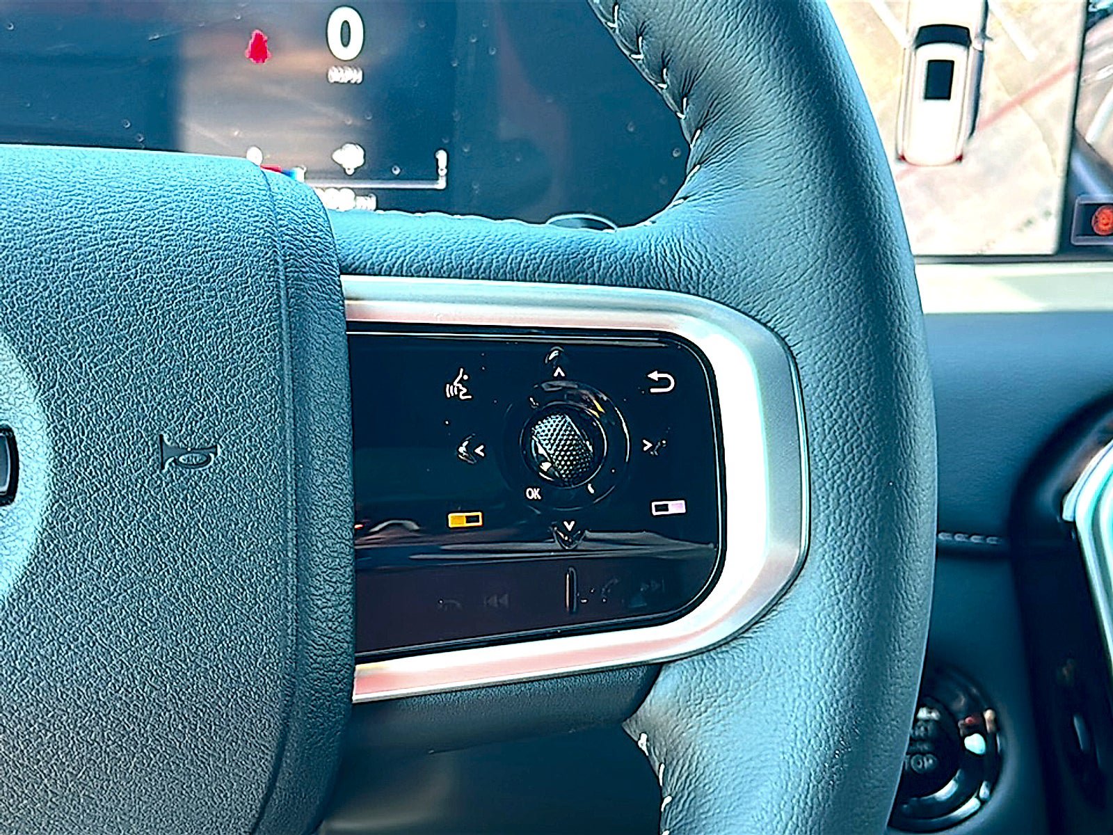 New 2026 Nissan Armada SL w/ Captain's Chari Seat Package AWD/4WD image 19