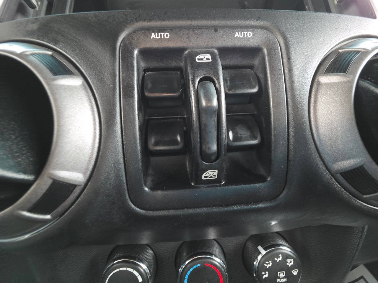 Used 2013 Jeep Wrangler Unlimited Sport AWD/4WD image 19