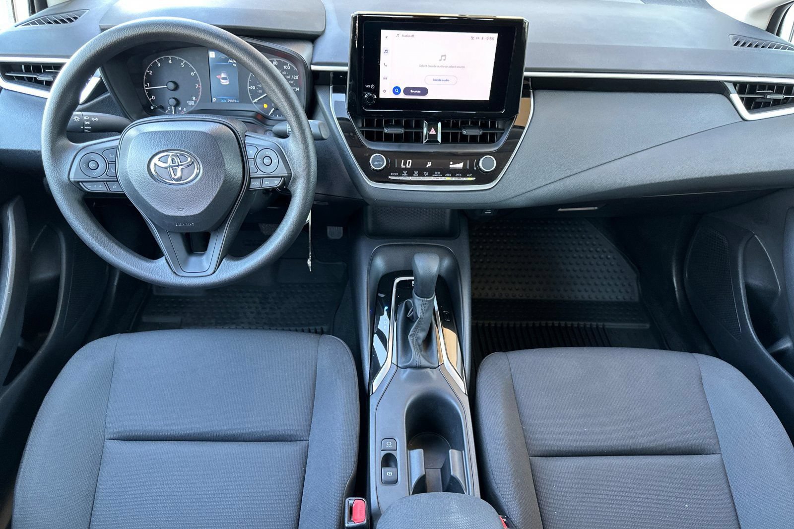 Used 2025 Toyota Corolla LE FWD image 13