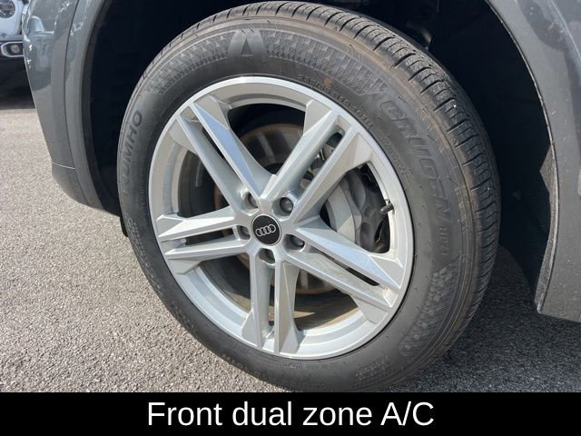 Used 2024 Audi Q5 e Premium Plus w/ Premium Plus Package image 10