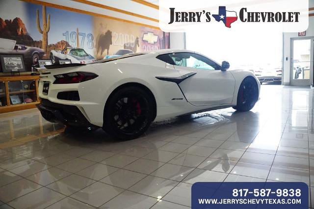 New 2025 Chevrolet Corvette Z06 w/ Stealth Interior Trim Package RWD image 7