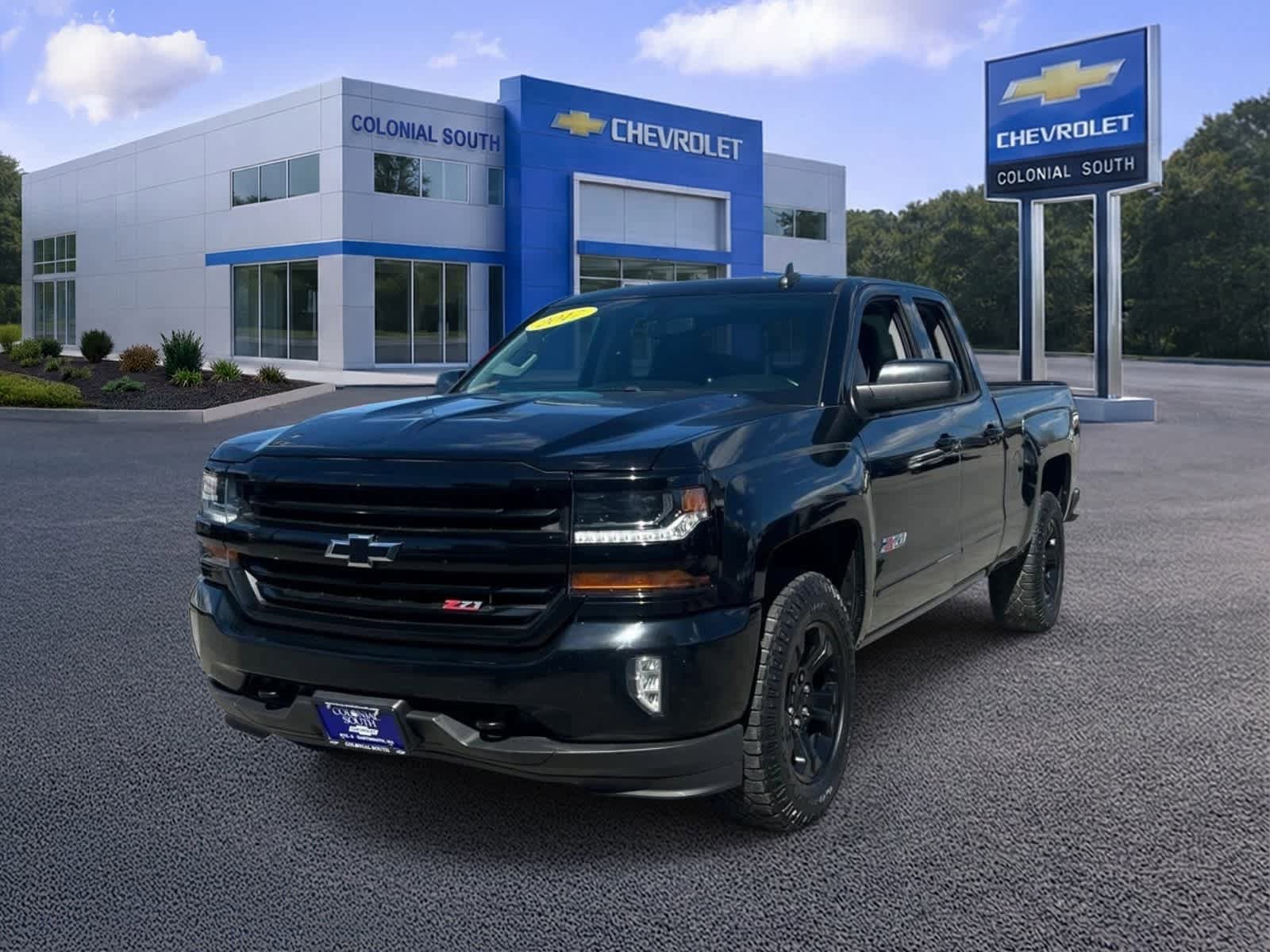 Used 2017 Chevrolet Silverado 1500 LT w/ Midnight Edition AWD/4WD image 1