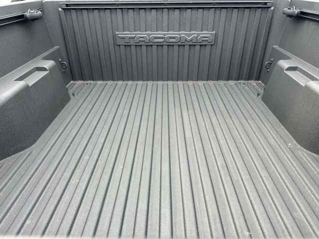 Used 2024 Toyota Tacoma TRD Sport w/ TRD Sport Upgrade Package image 27