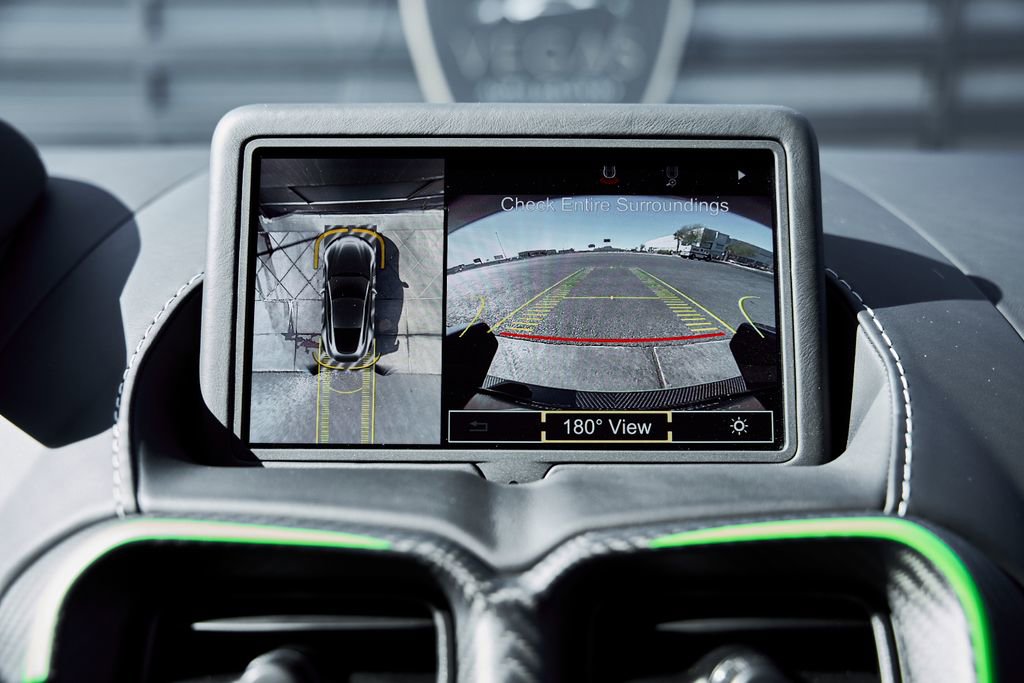 Used 2023 Aston Martin V12 Vantage RWD image 62