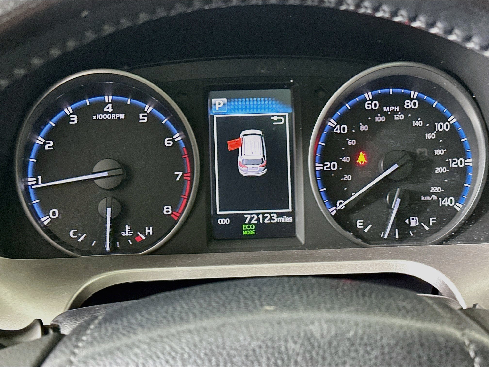 Used 2018 Toyota RAV4 XLE w/ All Weather Liner Package FWD image 18