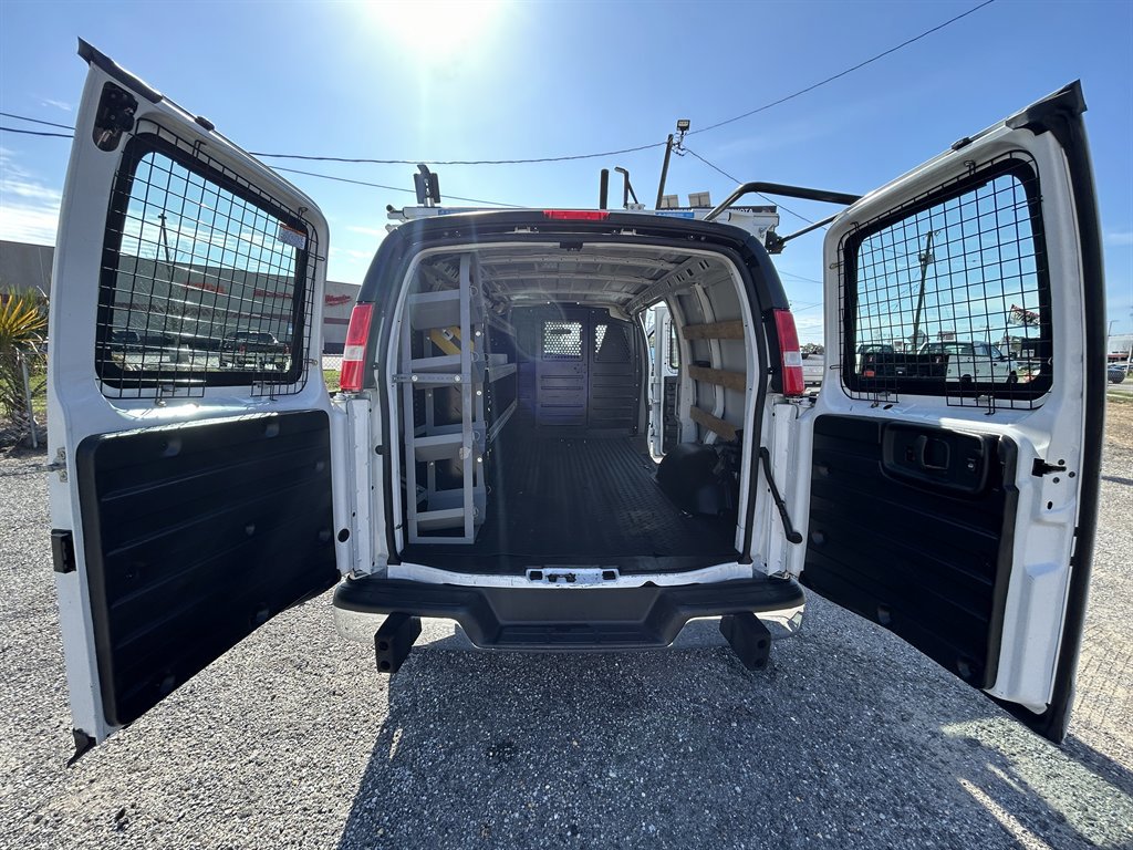 Used 2020 GMC Savana 2500 w/ Driver Convenience Package image 14
