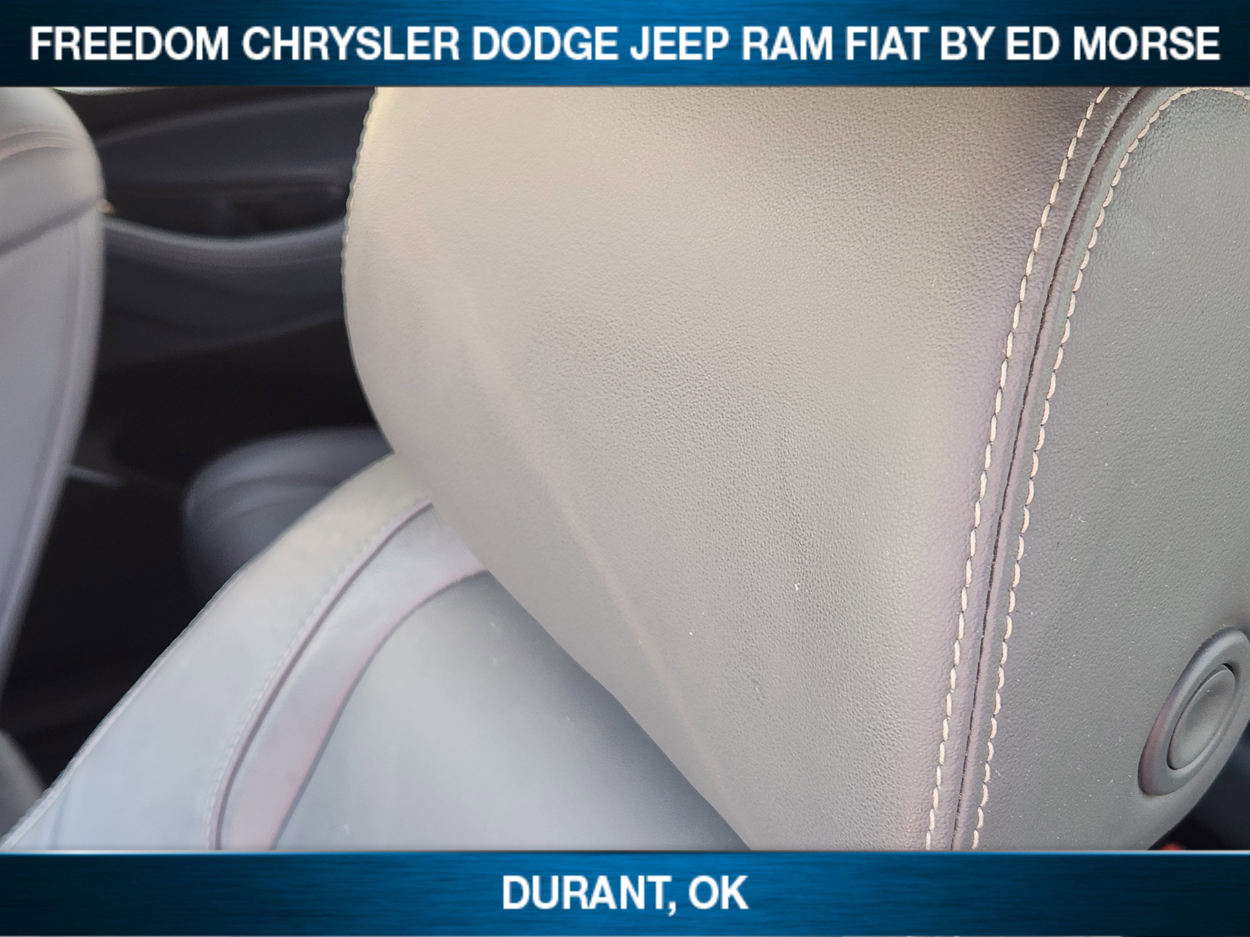 Used 2021 Buick Enclave Premium w/ Sun and Sites Package FWD image 10