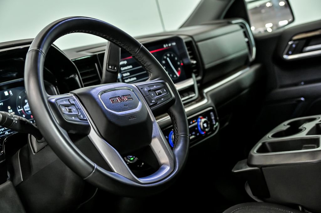 Used 2023 GMC Sierra 1500 Elevation image 15