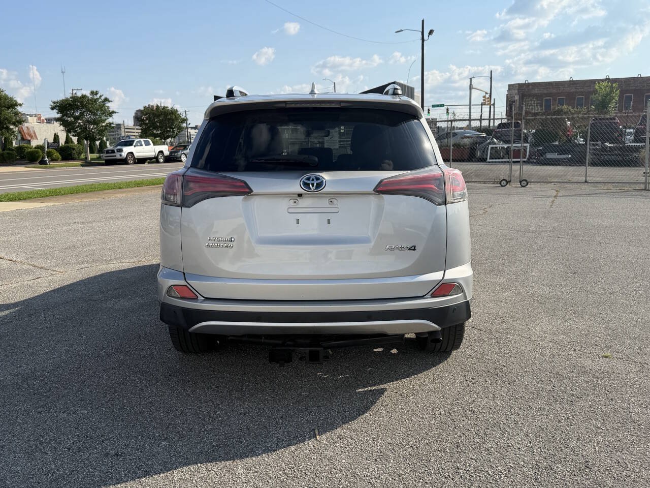 Used 2016 Toyota RAV4 Limited AWD/4WD image 10
