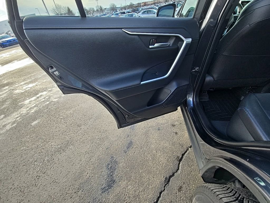 Used 2019 Toyota RAV4 XSE image 25