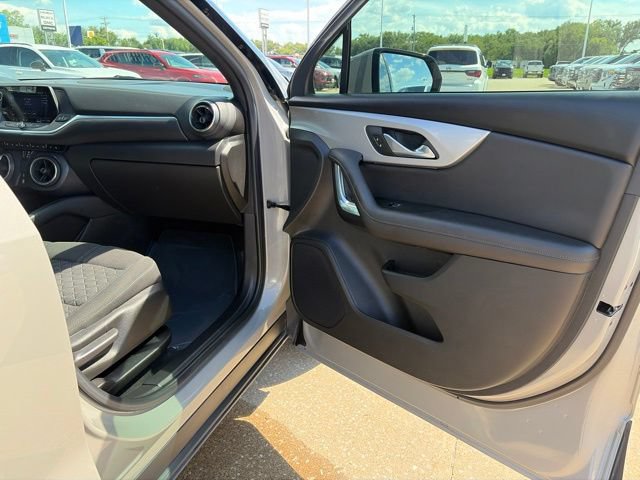 Used 2021 Chevrolet Blazer LT FWD image 46