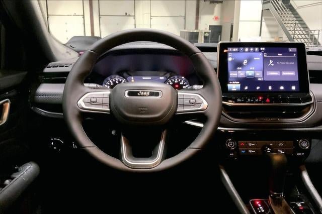 New 2026 Jeep Compass Latitude AWD/4WD image 40