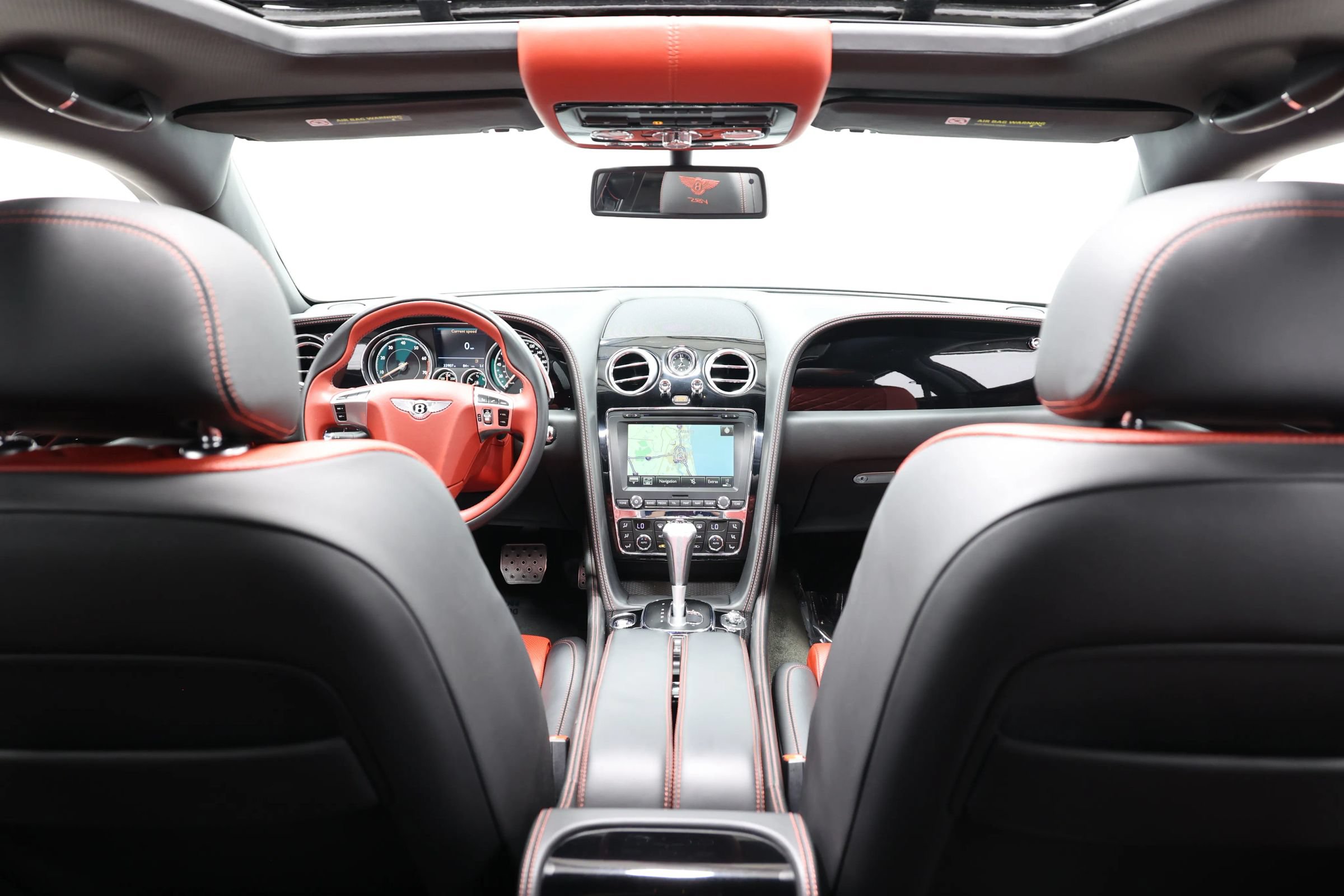 Used 2018 Bentley Flying Spur S V8 w/ Black Edition AWD/4WD image 39