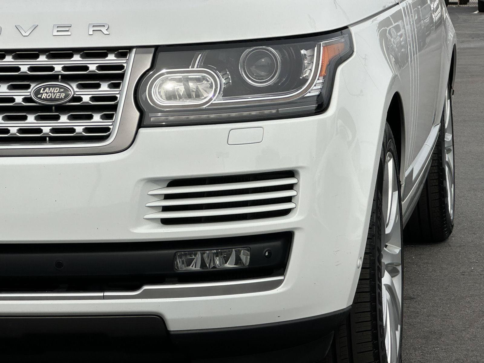 Used 2017 Land Rover Range Rover Supercharged AWD/4WD image 50