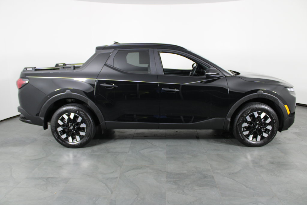 Certified 2026 Hyundai Santa Cruz SEL FWD image 12