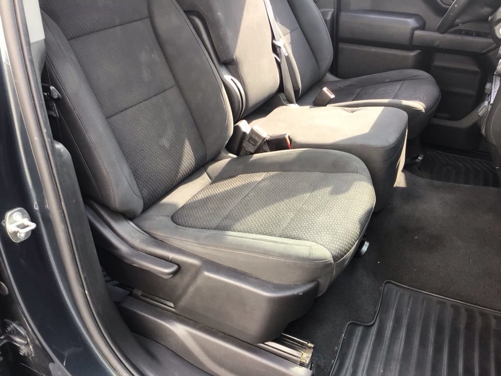 Used 2020 Chevrolet Silverado 1500 Custom w/ Custom Value Package AWD/4WD image 11