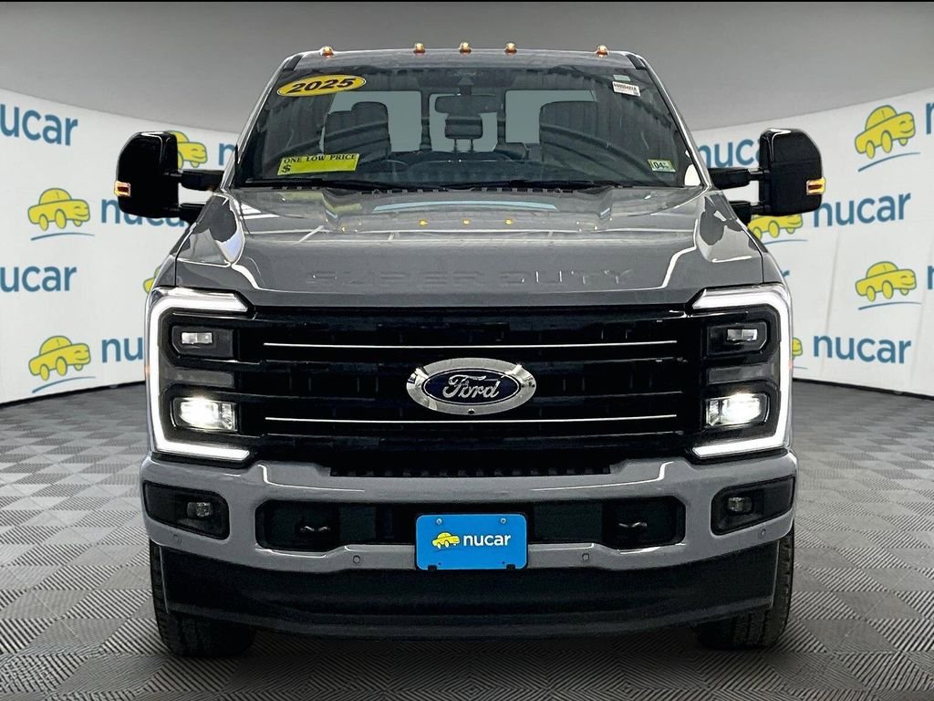 Used 2025 Ford F350 Platinum w/ FX4 Off-Road Package AWD/4WD image 2