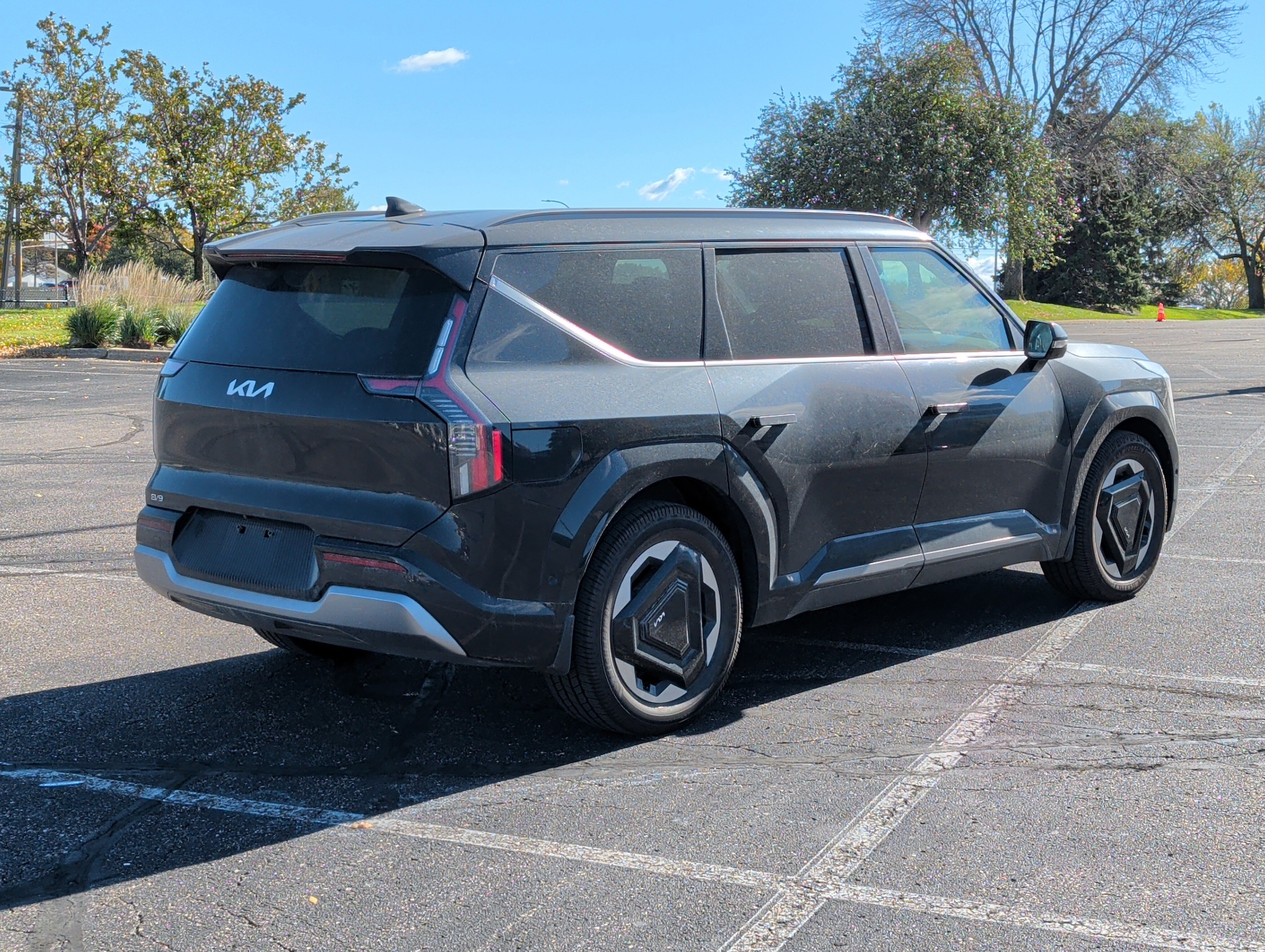 Certified 2024 Kia EV9 Land AWD/4WD image 4