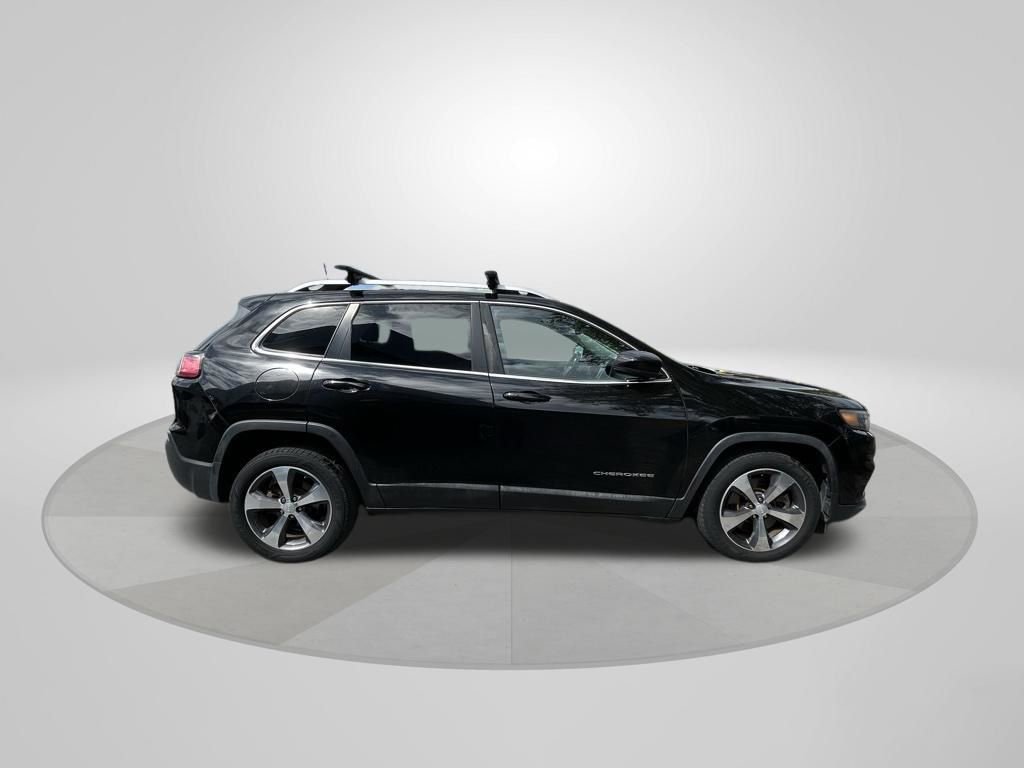 Used 2019 Jeep Cherokee Limited image 8
