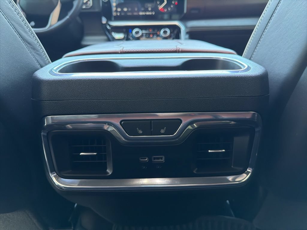 Used 2023 GMC Sierra 1500 Denali Ultimate AWD/4WD image 13