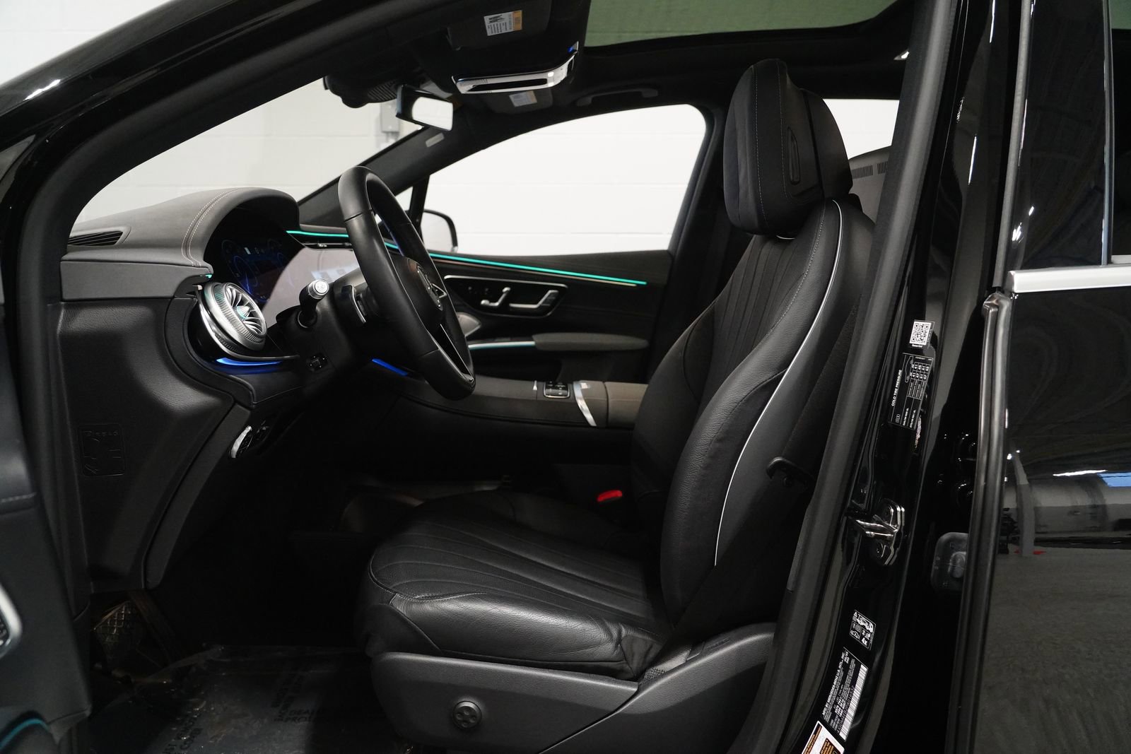 Certified 2023 Mercedes-Benz EQS 580 4MATIC SUV image 12