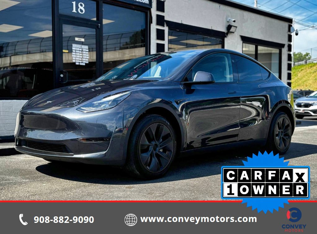 Used 2024 Tesla Model Y Long Range RWD image 1