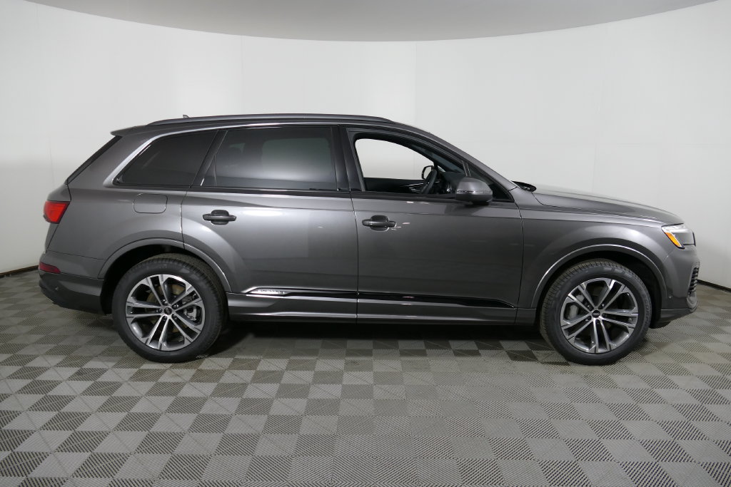 Used 2026 Audi Q7 2.0T Premium w/ Convenience Plus Package AWD/4WD image 8