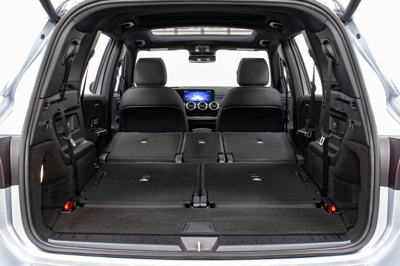 New 2024 Mercedes-Benz EQB 300 4MATIC image 12