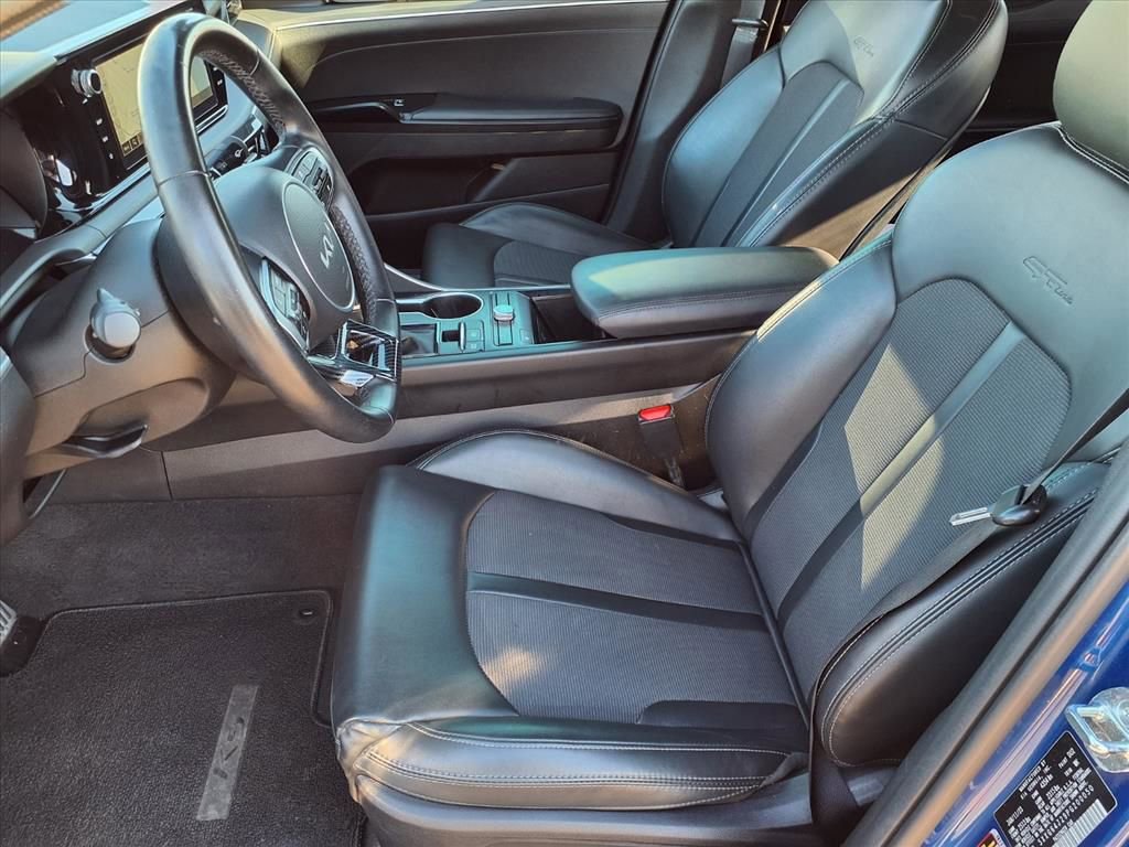 Used 2023 Kia K5 GT-Line w/ GT-Line Premium Package image 5