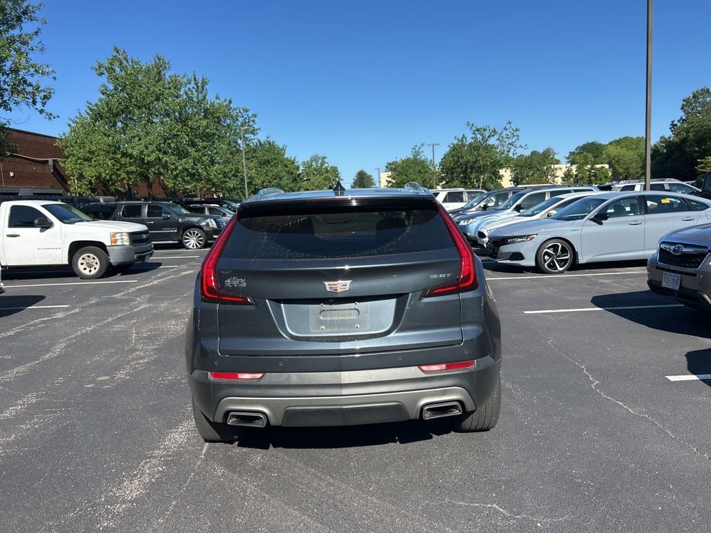 Used 2020 Cadillac XT4 Premium Luxury FWD image 4