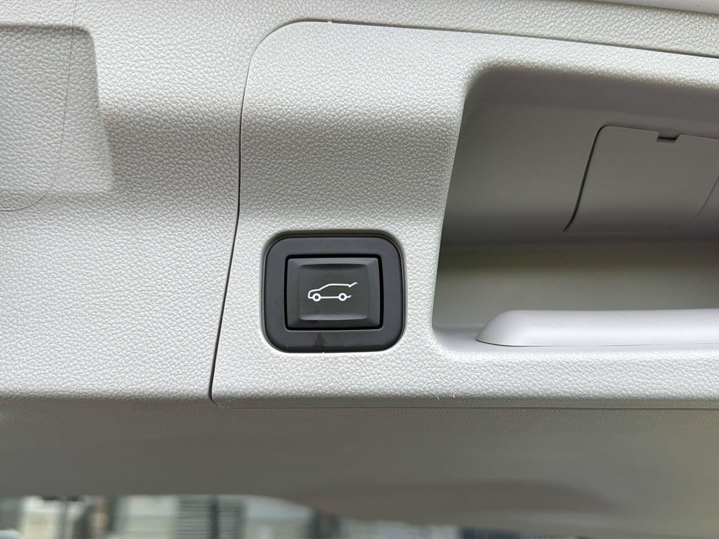 Used 2019 GMC Acadia SLT FWD image 36