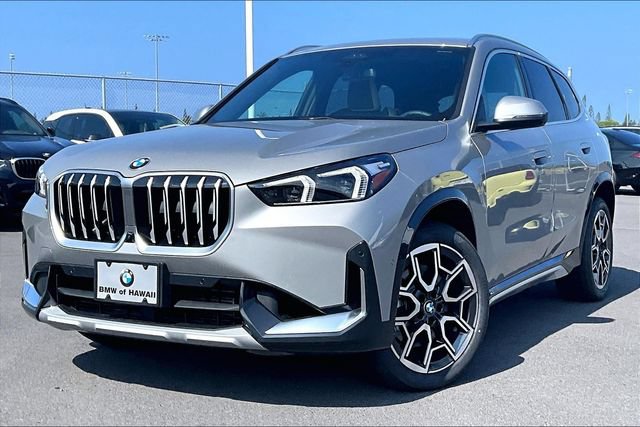 New 2026 BMW X1 xDrive28i w/ Technology Package AWD/4WD image 1