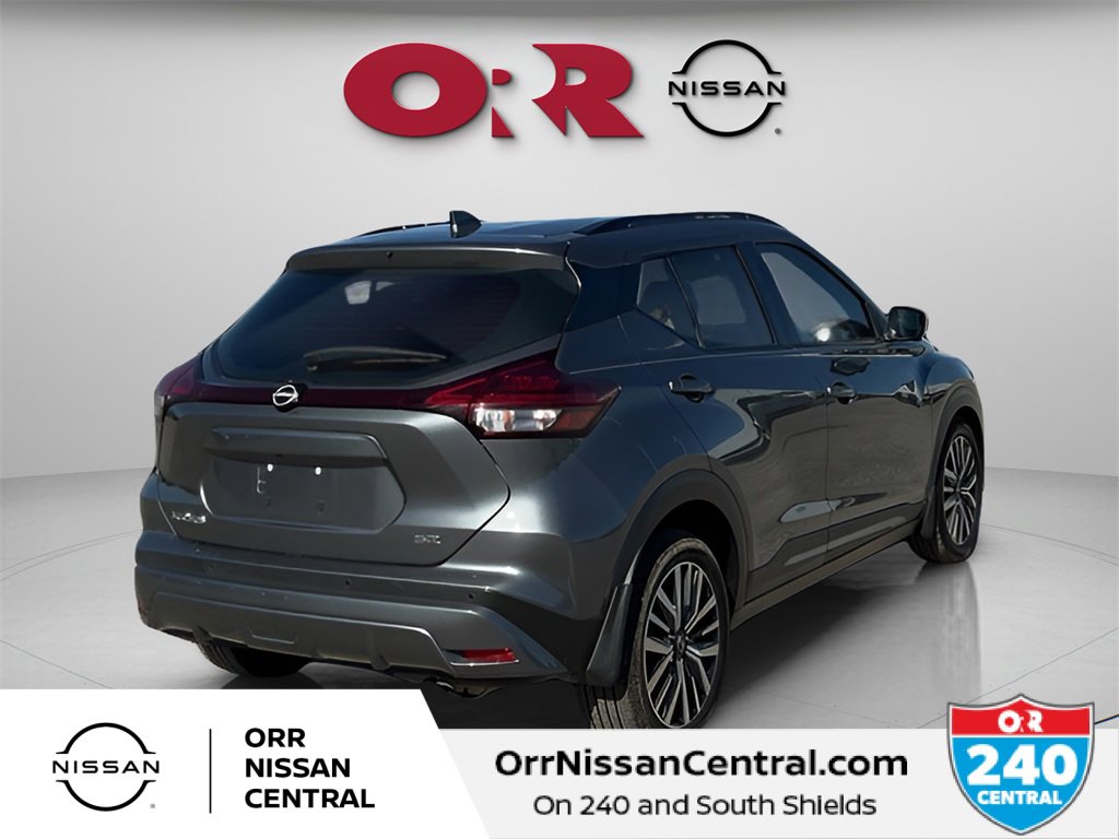 Used 2023 Nissan Kicks SR image 5