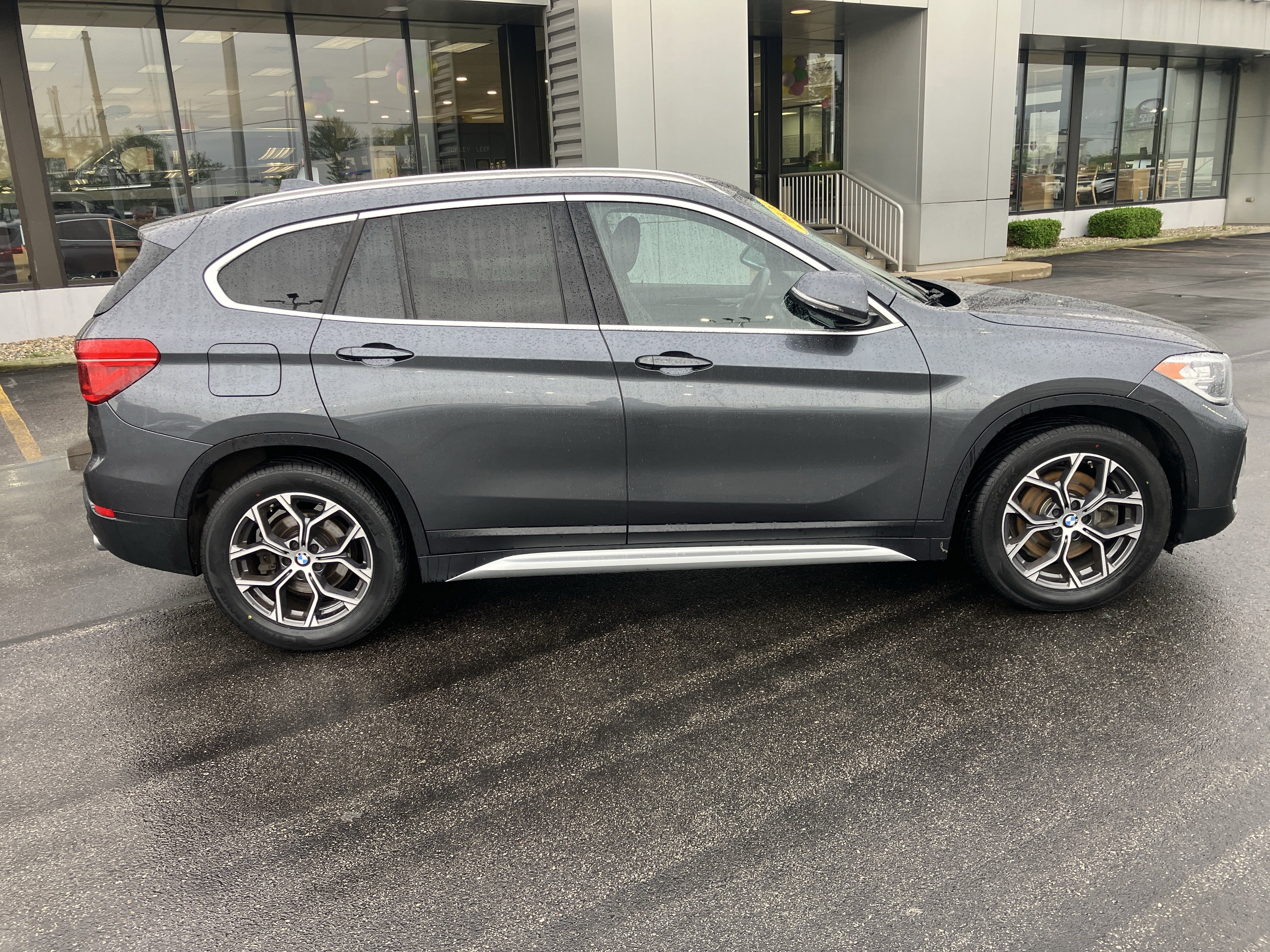 Used 2020 BMW X1 xDrive28i w/ Convenience Package AWD/4WD image 11