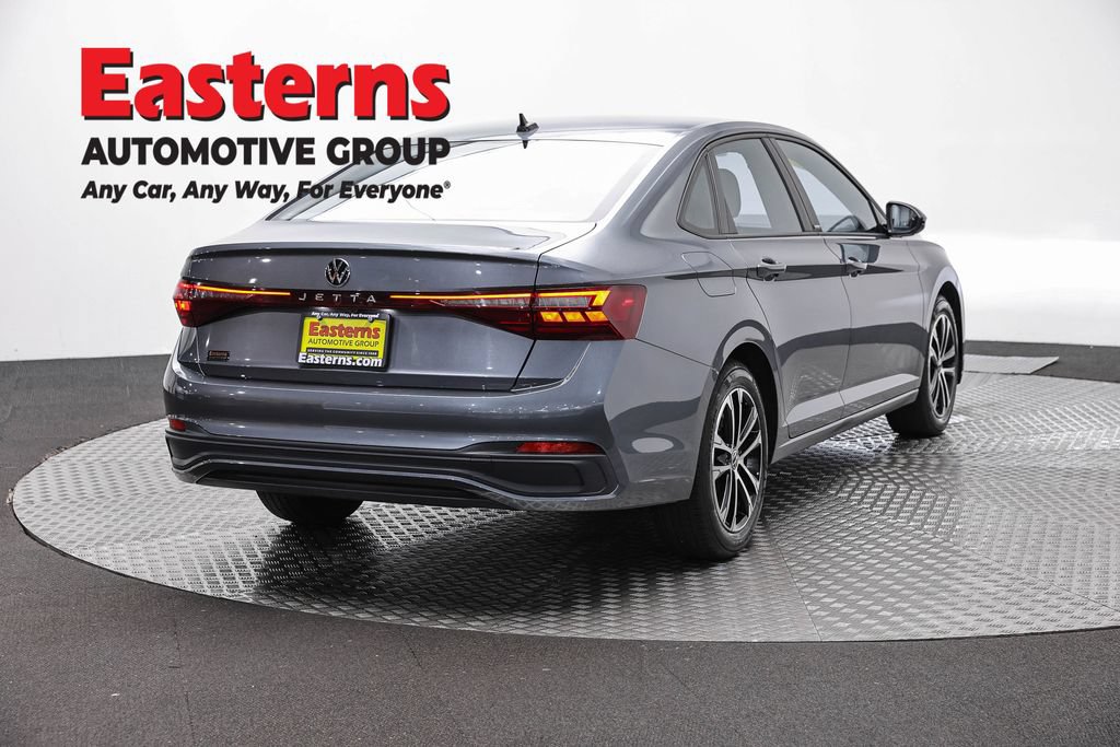 Used 2025 Volkswagen Jetta Sport FWD image 5