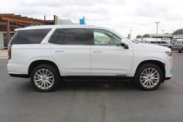 Used 2022 Cadillac Escalade Premium Luxury w/ LPO, Floor Liner Package AWD/4WD image 2