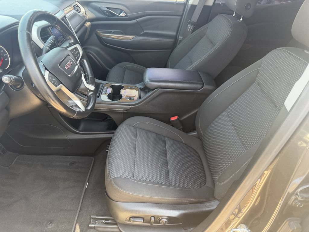 Used 2020 GMC Acadia SLE w/ Driver Convenience Package FWD image 24