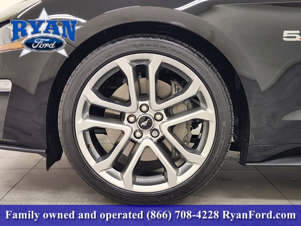 Used 2019 Ford Mustang GT Premium w/ Equipment Group 401A image 7