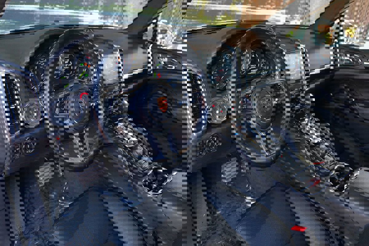 Used 2017 Porsche Cayenne S image 14