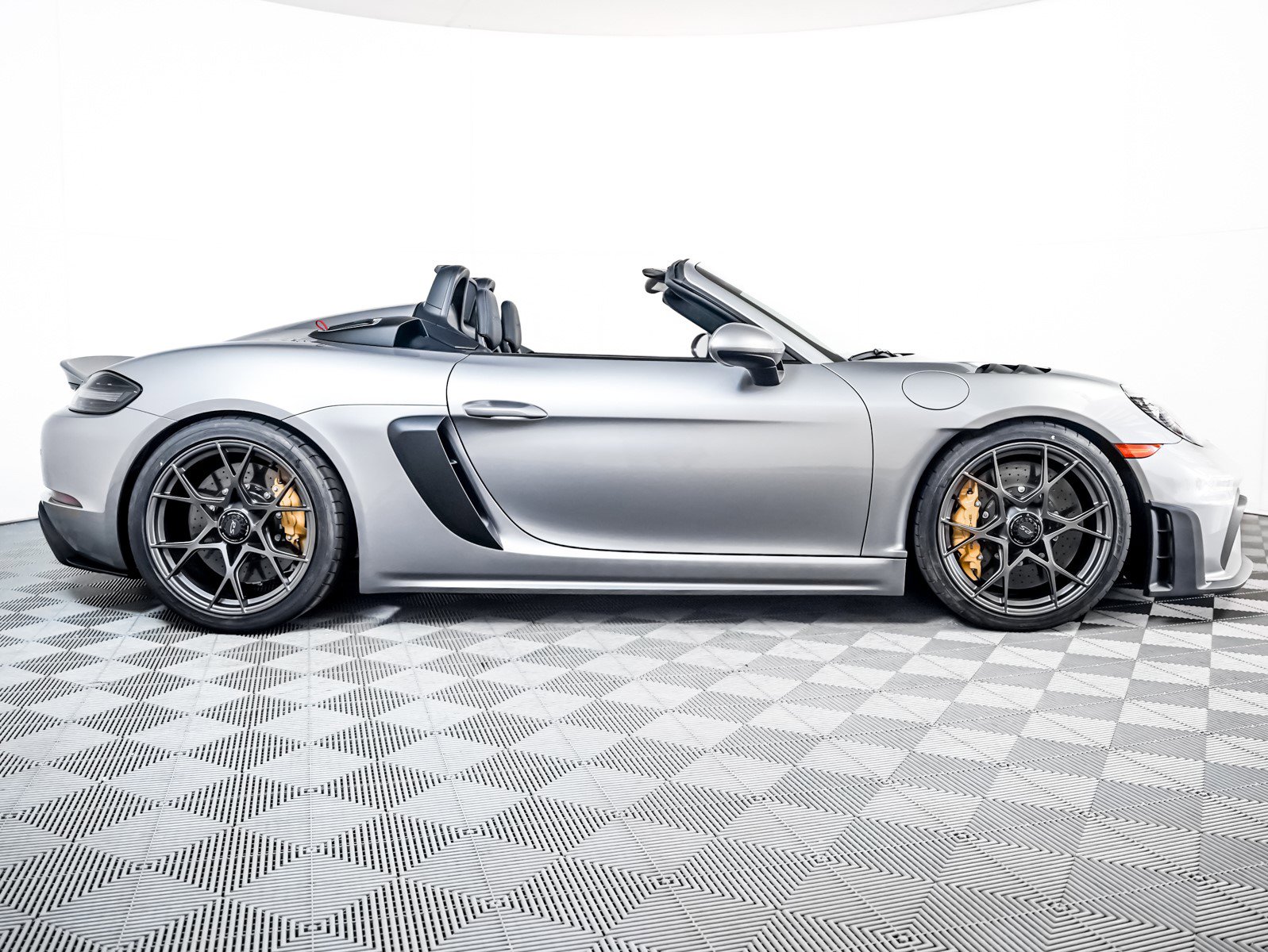 Used 2025 Porsche 718 Boxster Spyder RS image 11