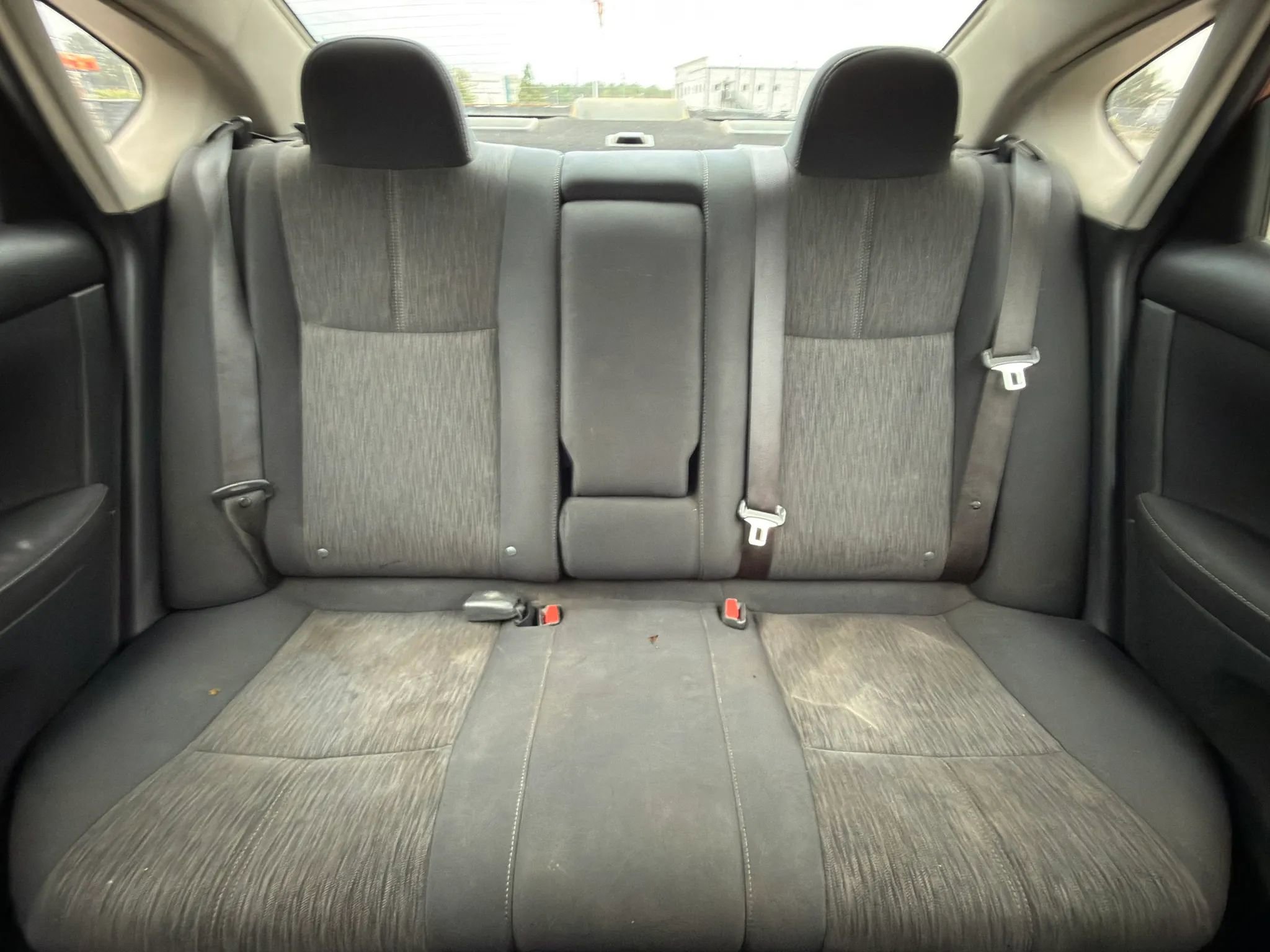 Used 2015 Nissan Sentra SV FWD image 22