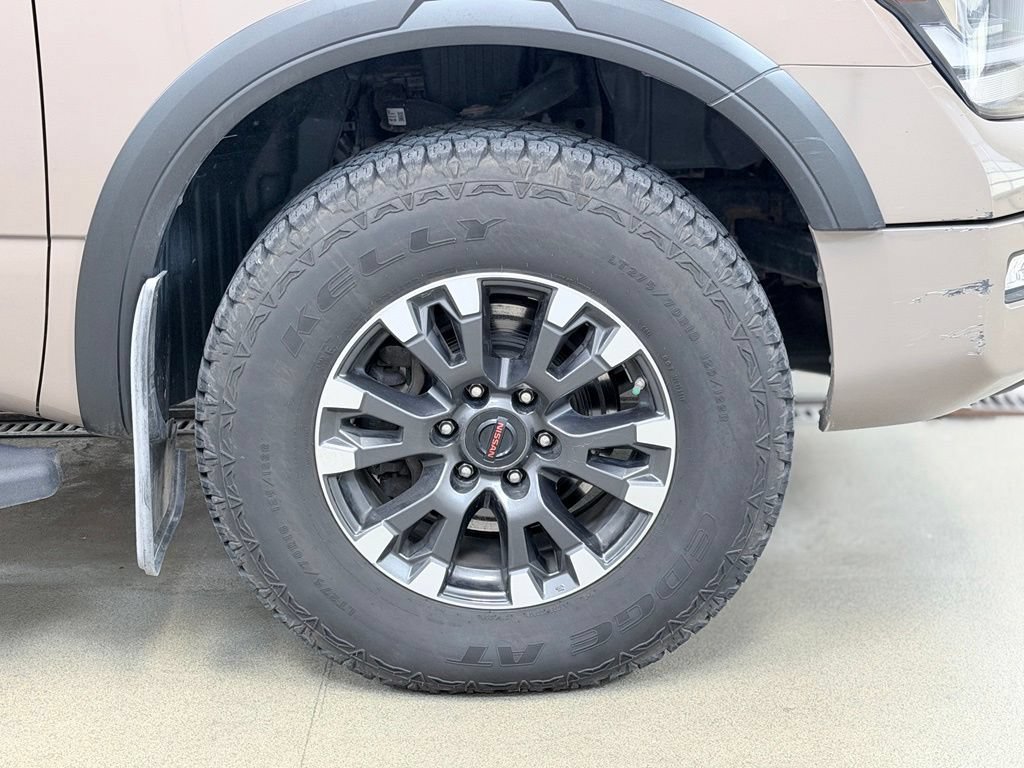 Used 2021 Nissan Titan PRO-4X AWD/4WD image 4