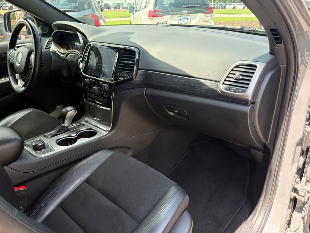 Used 2022 Jeep Grand Cherokee Laredo X AWD/4WD image 13