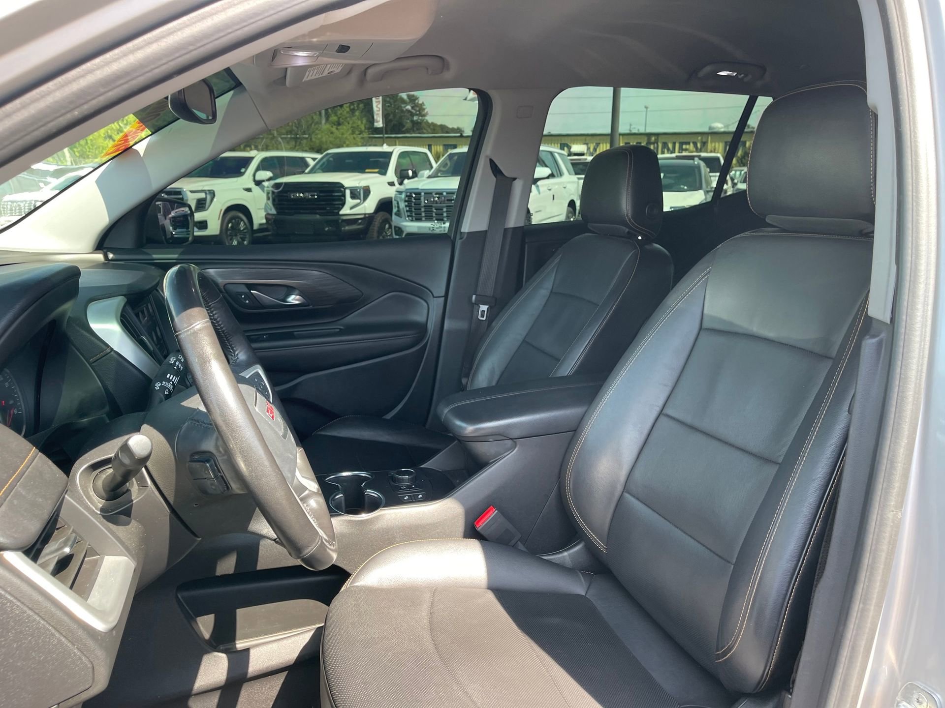 Used 2020 GMC Terrain SLT w/ Preferred Package image 13