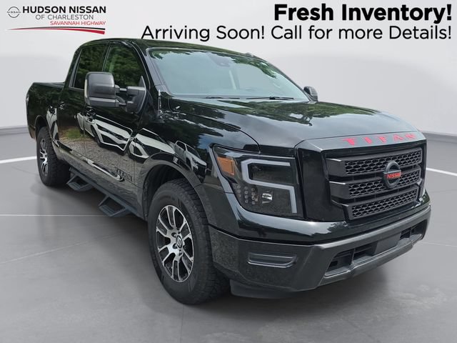 Used 2021 Nissan Titan SV RWD image 1