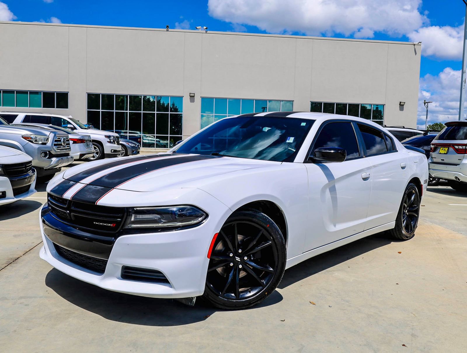 Used 2018 Dodge Charger SXT w/ Blacktop Package