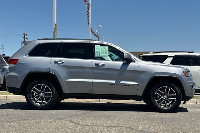 Certified 2020 Jeep Grand Cherokee Laredo w/ Laredo X Package RWD image 2