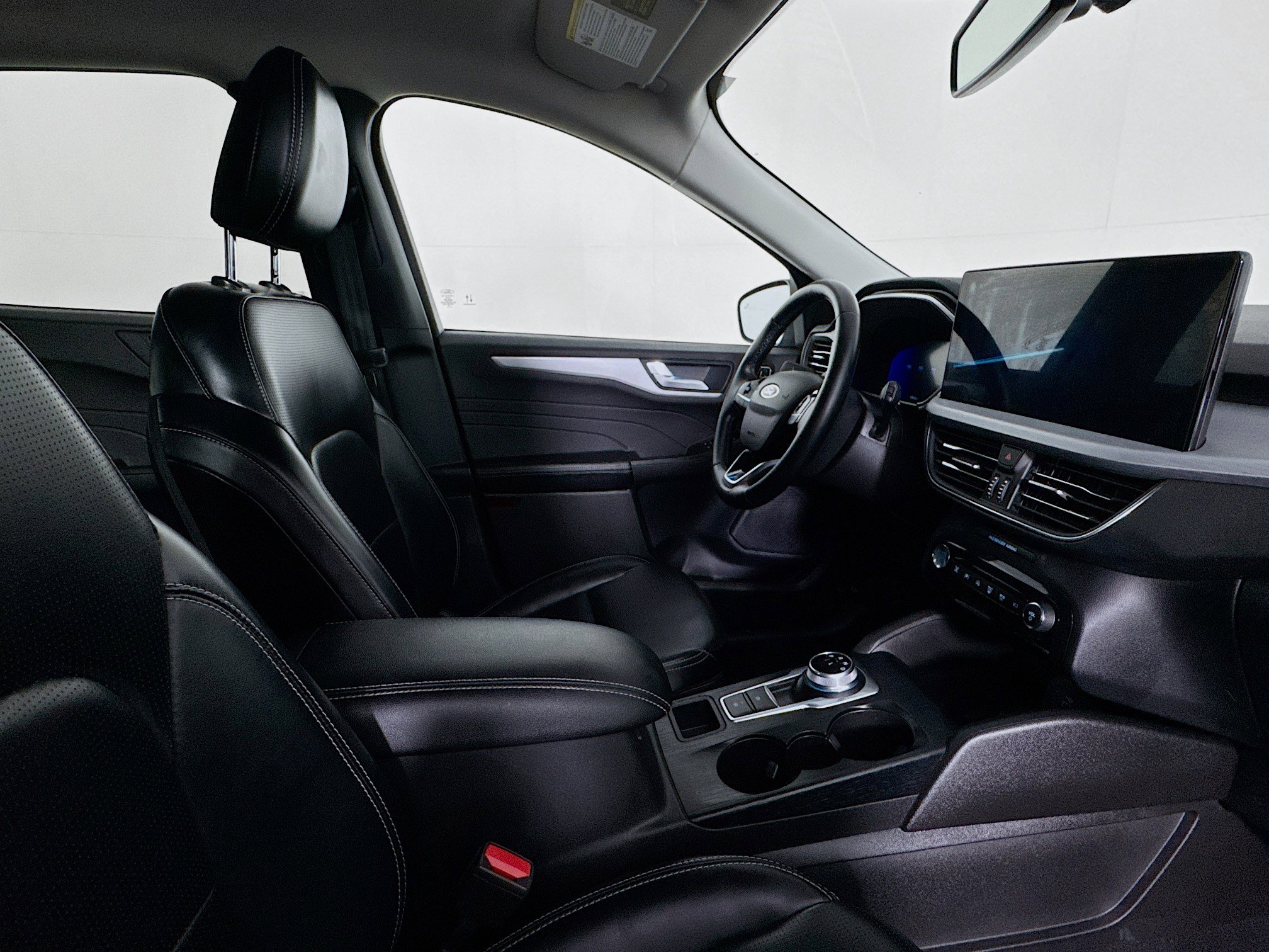 Used 2024 Ford Escape Platinum AWD/4WD image 28